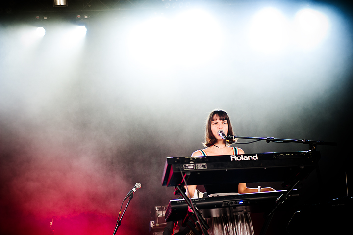Baxter Dury @ Dour Festival 2018, picture 4, photographed by Magali Decamps - FrontView Magazine