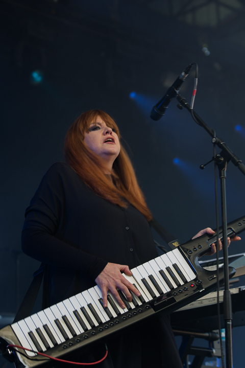 Goldfrapp @ Cactus, picture 7, photographed by Raf Degeest - FrontView Magazine