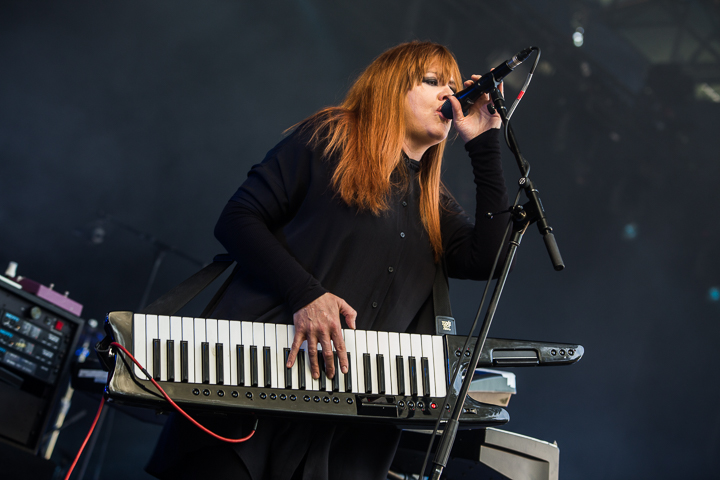 Goldfrapp @ Cactus, picture 8, photographed by Raf Degeest - FrontView Magazine