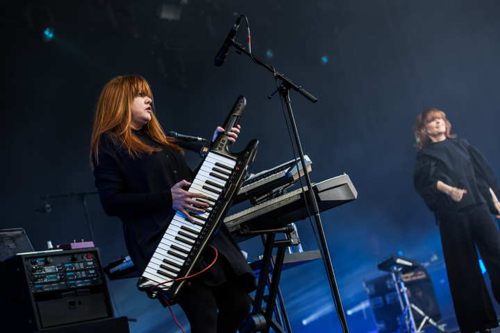 Goldfrapp @ Cactus, picture 9, photographed by Raf Degeest - FrontView Magazine