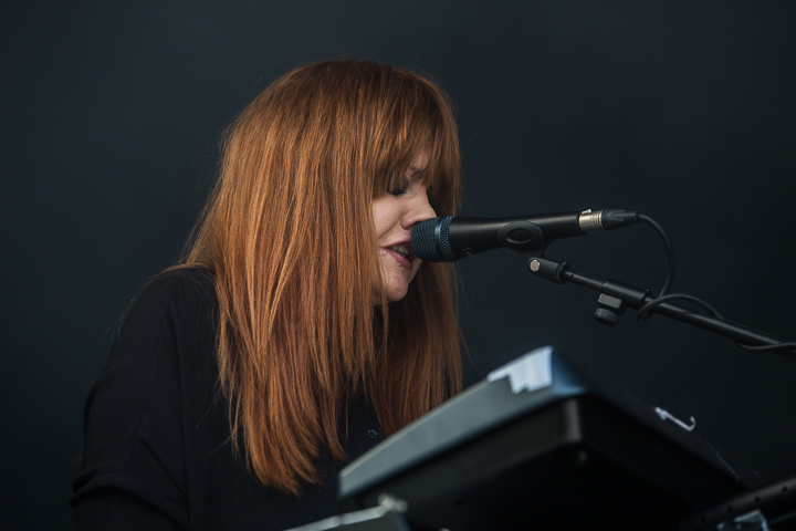 Goldfrapp @ Cactus, picture 15, photographed by Raf Degeest - FrontView Magazine