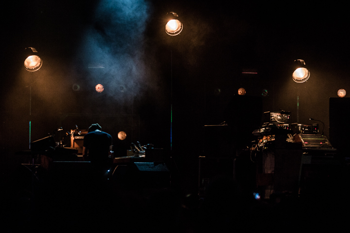 Nils Frahm @ Cactus, picture 5, photographed by Raf Degeest - FrontView Magazine