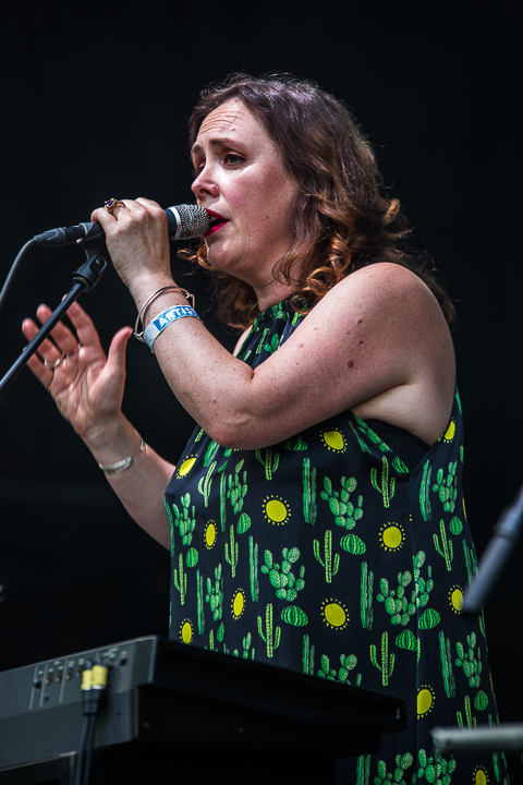 Slowdive @ Cactus, picture 8, photographed by Raf Degeest - FrontView Magazine