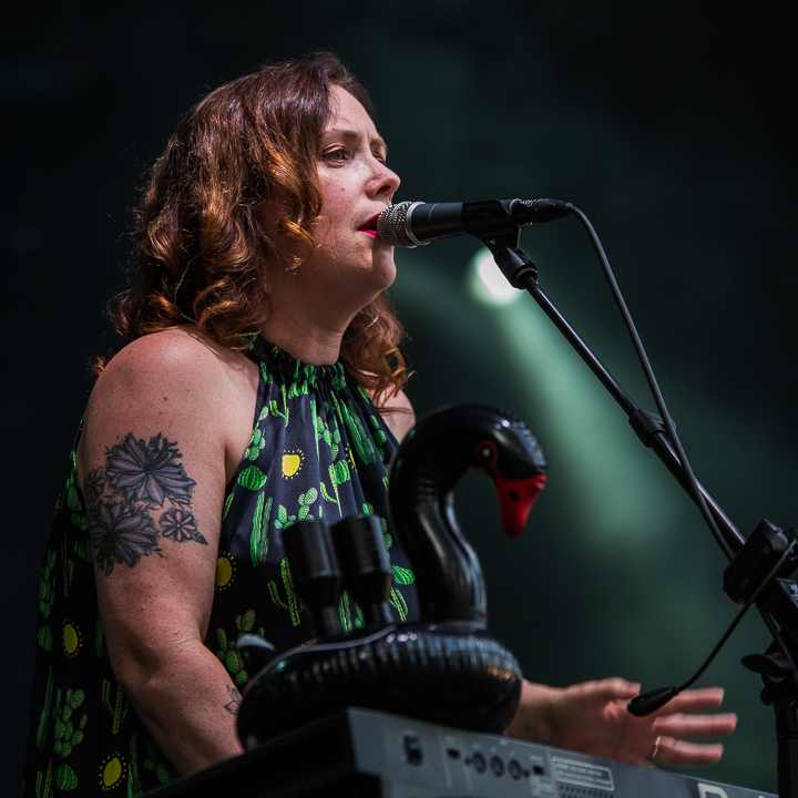 Slowdive @ Cactus, picture 12, photographed by Raf Degeest - FrontView Magazine