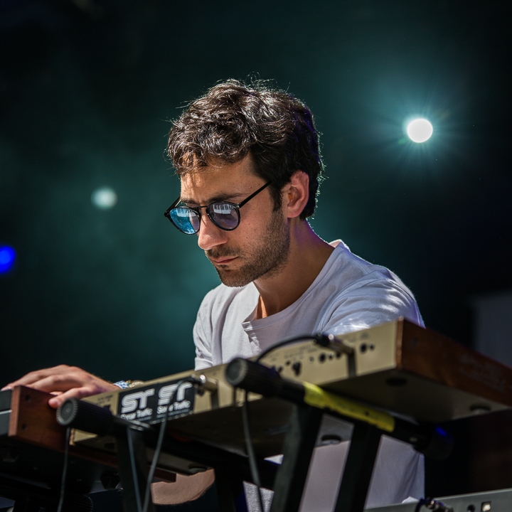 SUUNS @ Cactus, picture 6, photographed by Raf Degeest - FrontView Magazine