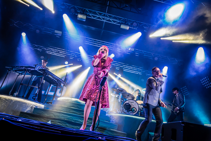 Les Truttes @ Sint-Baafsplein Gent, picture 9, photographed by Danny Wagemans - FrontView Magazine
