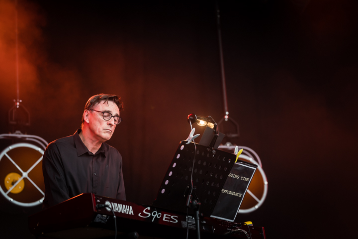 Closing Time @ Sint-Baafsplein Gent, picture 12, photographed by Danny Wagemans - FrontView Magazine