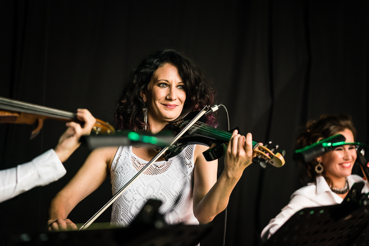 Beatles by Girls @ Korenmarkt Gent, picture 21, photographed by Danny Wagemans - FrontView Magazine