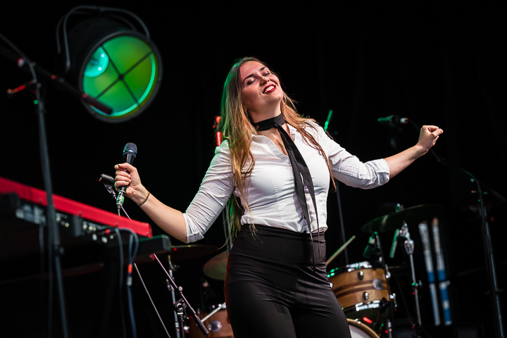 Beatles by Girls @ Korenmarkt Gent, picture 37, photographed by Danny Wagemans - FrontView Magazine