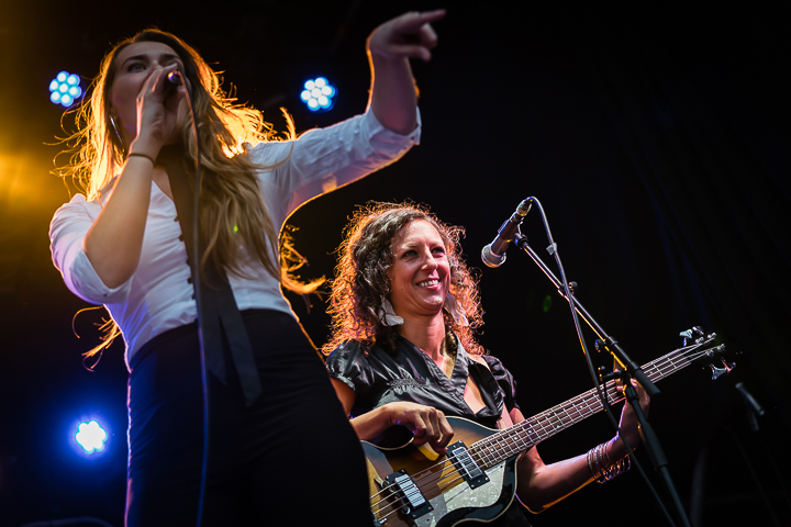 Beatles by Girls @ Korenmarkt Gent, picture 46, photographed by Danny Wagemans - FrontView Magazine