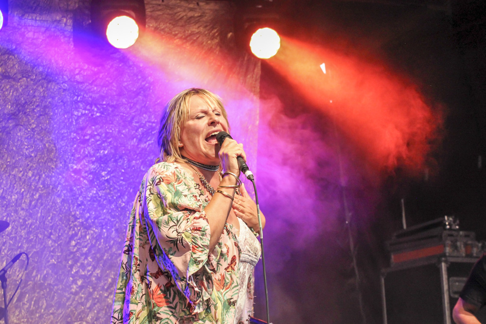 Sofie & Hugh Kanza @ Engie Parkies Hasselt, picture 9, photographed by Hilde  Hermans - FrontView Magazine