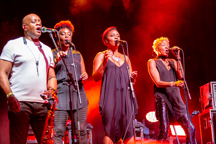 Billy Ocean @ Beleuvenissen, foto 3, foto's door Kurt Jacobs - FrontView Magazine