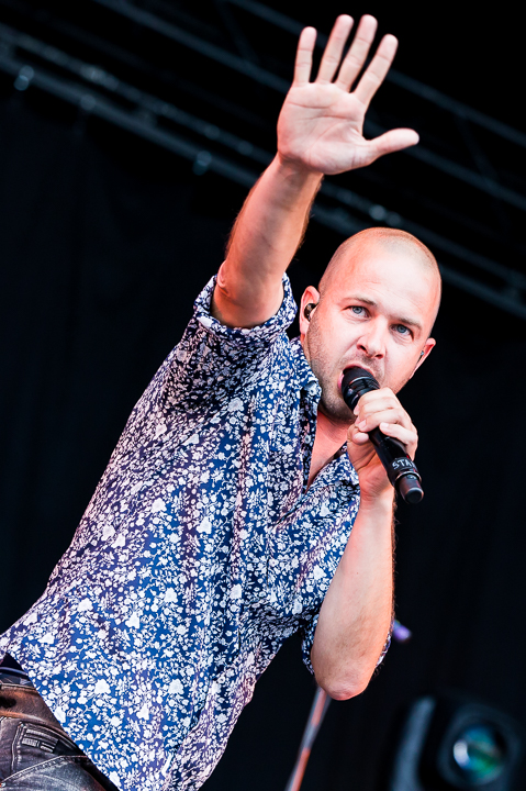 Stan Van Samang @ Suikerrock, picture 1, photographed by Dorien Goetschalckx - FrontView Magazine