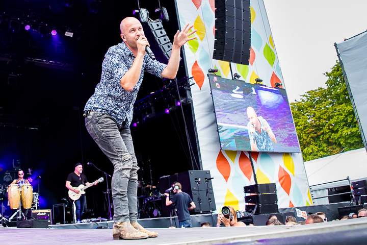 Stan Van Samang @ Suikerrock, picture 3, photographed by Dorien Goetschalckx - FrontView Magazine
