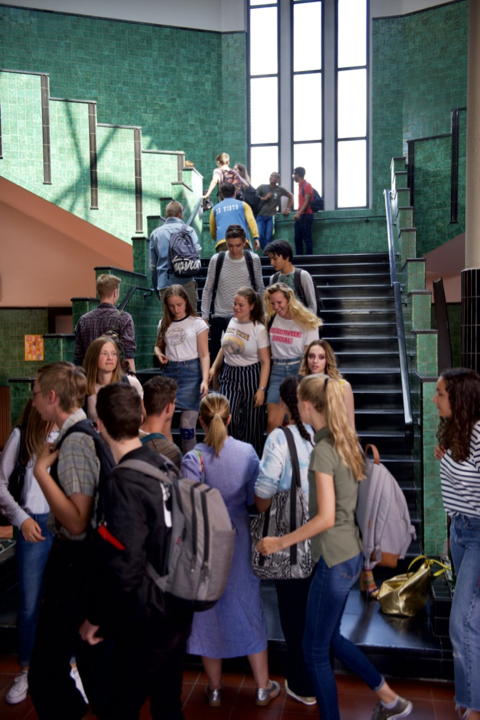 #LikeMe Ketnet-fictiereeks. Set bezoek. @ Boom, foto 42, foto's door Bart Baevegems - FrontView Magazine