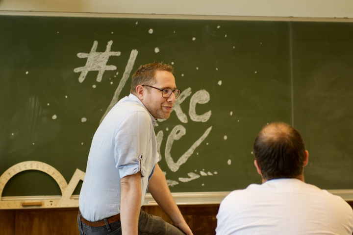 #LikeMe Ketnet-fictiereeks. Set bezoek. @ Boom, foto 57, foto's door Bart Baevegems - FrontView Magazine