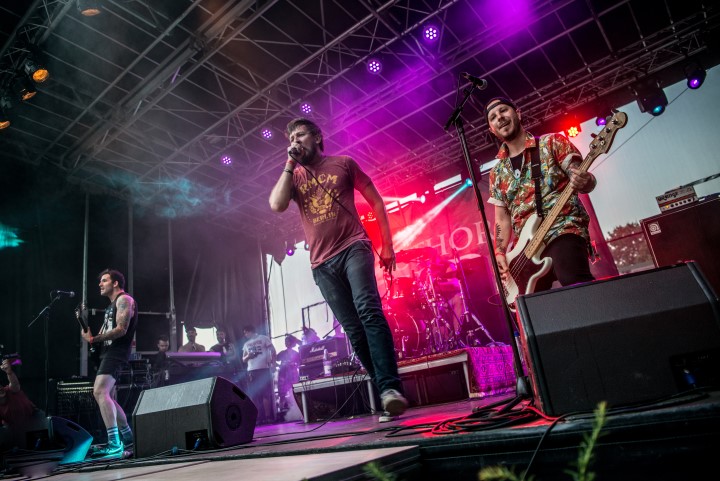 Authority Zero @ Brakrock, picture 6, photographed by Luc Luyten - FrontView Magazine