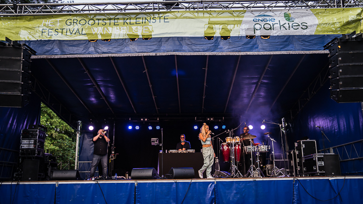Buscemi ft Squadra Bossa @ Engie Parkies Sint-Niklaas, picture 5, photographed by Danny Wagemans - FrontView Magazine