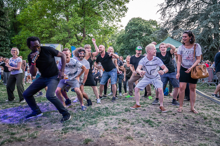 Buscemi ft Squadra Bossa @ Engie Parkies Sint-Niklaas, picture 6, photographed by Danny Wagemans - FrontView Magazine