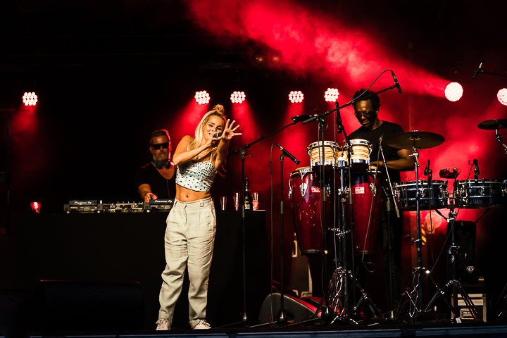 Buscemi ft Squadra Bossa @ Engie Parkies Sint-Niklaas, picture 24, photographed by Danny Wagemans - FrontView Magazine