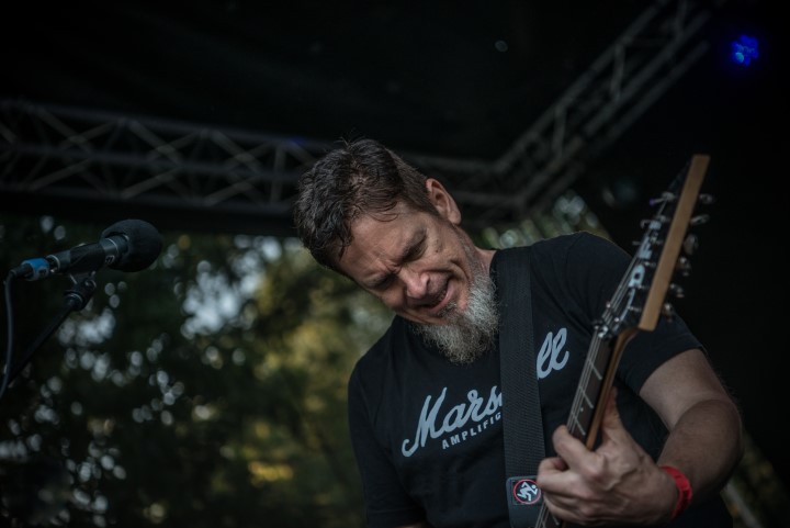 DRI @ Brakrock, picture 2, photographed by Luc Luyten - FrontView Magazine