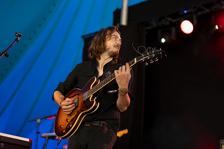 Geppetto & The Whales @ Dranouter, picture 3, photographed by Frank Lambrechts - FrontView Magazine