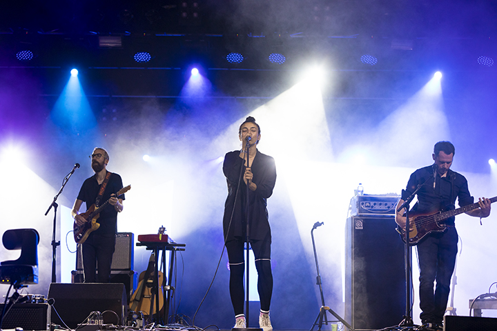 Intergalactic Lovers @ Dranouter, foto 5, foto's door Frank Lambrechts - FrontView Magazine