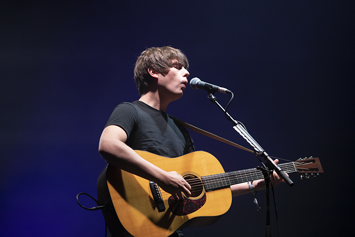 Jake Bugg @ Dranouter, picture 5, photographed by Frank Lambrechts - FrontView Magazine