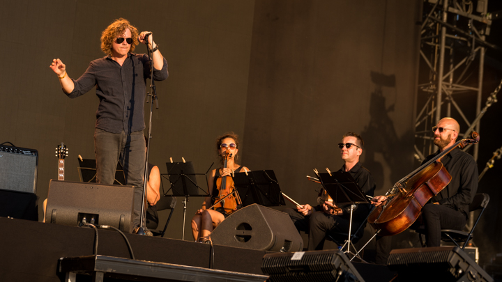 Jasper Steverlinck Lokerse Feesten, picture 11, photographed by Tim Delmoitie - FrontView Magazine