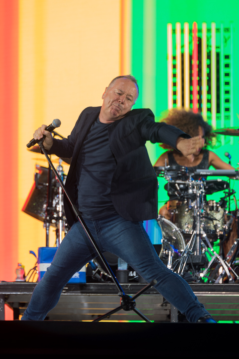 Simple Minds Lokerse Feesten, picture 3, photographed by Tim Delmoitie - FrontView Magazine