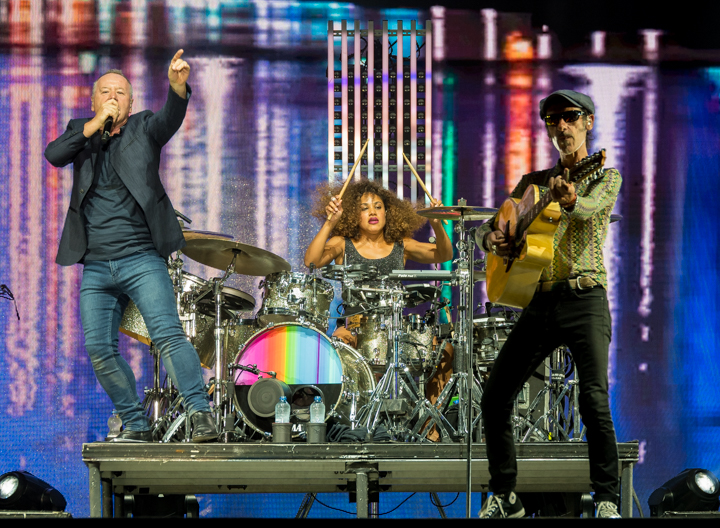 Simple Minds Lokerse Feesten, picture 21, photographed by Tim Delmoitie - FrontView Magazine