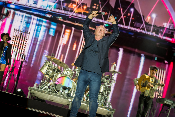 Simple Minds Lokerse Feesten, picture 22, photographed by Tim Delmoitie - FrontView Magazine