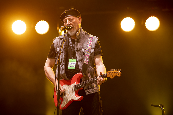 Richard Thompson @ Dranouter, picture 5, photographed by Frank Lambrechts - FrontView Magazine