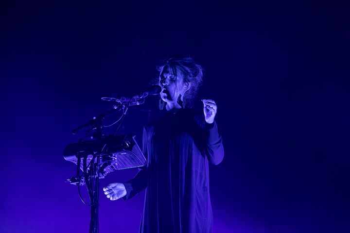 Selah Sue @ Dranouter, foto 1, foto's door Frank Lambrechts - FrontView Magazine