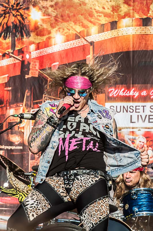 Steel Panther @ Lokerse Feesten, picture 6, photographed by Gert Daemen - FrontView Magazine