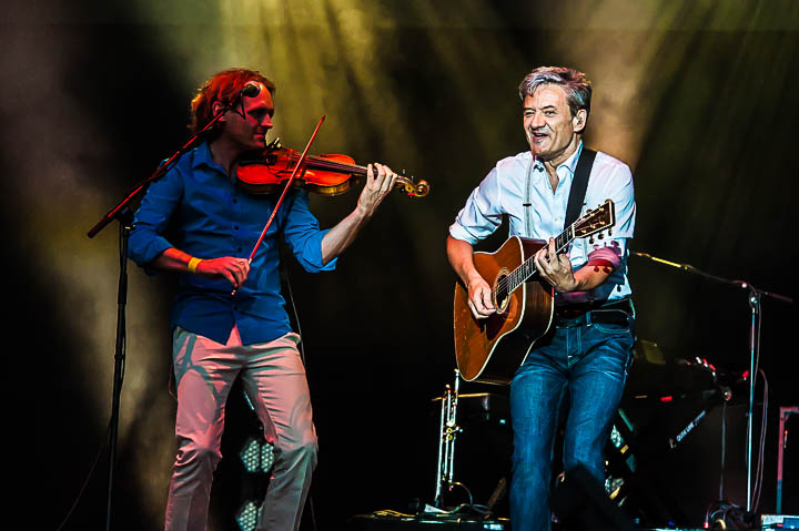 Bart Peeters @ Lokerse Feesten, picture 1, photographed by Gert Daemen - FrontView Magazine