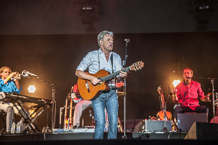 Bart Peeters @ Lokerse Feesten, picture 10, photographed by Gert Daemen - FrontView Magazine
