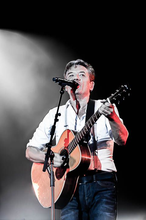 Bart Peeters @ Lokerse Feesten, picture 14, photographed by Gert Daemen - FrontView Magazine