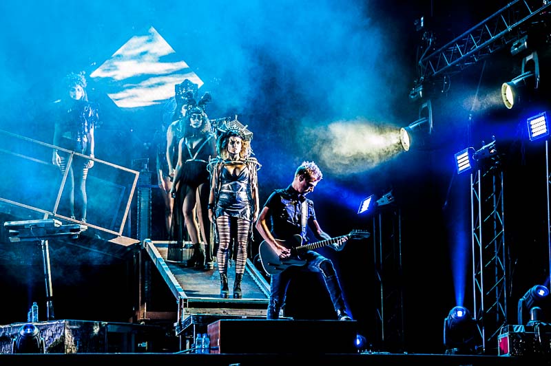 Brides of Lucifer @ Lokerse Feesten, picture 2, photographed by Gert Daemen - FrontView Magazine