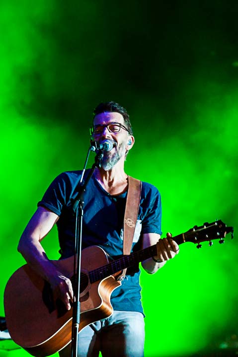 Clouseau @ Lokerse Feesten, picture 1, photographed by Gert Daemen - FrontView Magazine
