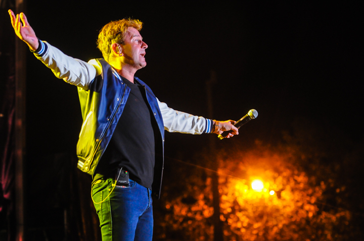 Luc Steeno @ Antwerpen Zingt 2018, picture 1, photographed by Goele Bormans - FrontView Magazine