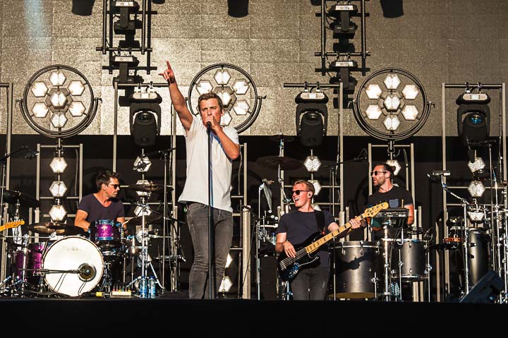 Niels Destadsbader @ Lokerse Feesten, picture 9, photographed by Gert Daemen - FrontView Magazine