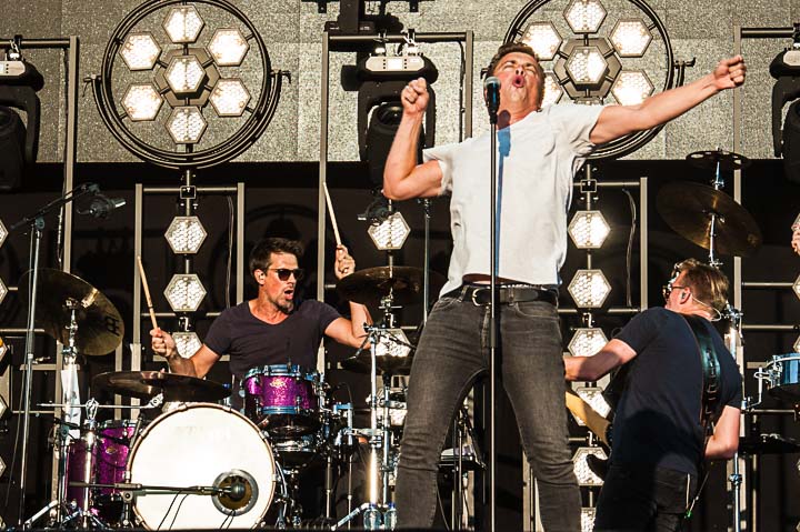 Niels Destadsbader @ Lokerse Feesten, picture 17, photographed by Gert Daemen - FrontView Magazine
