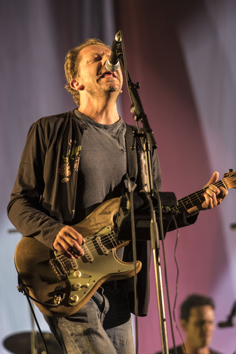 dEUS @ Lokerse Feesten, picture 5, photographed by Nick De Baerdemaeker - FrontView Magazine