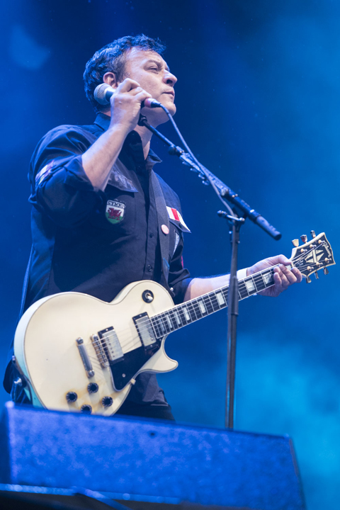 Manic street preachers @ Lokerse Feesten, picture 4, photographed by Nick De Baerdemaeker - FrontView Magazine