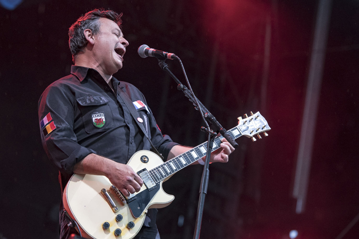 Manic street preachers @ Lokerse Feesten, picture 15, photographed by Nick De Baerdemaeker - FrontView Magazine