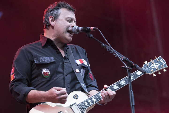 Manic street preachers @ Lokerse Feesten, picture 17, photographed by Nick De Baerdemaeker - FrontView Magazine