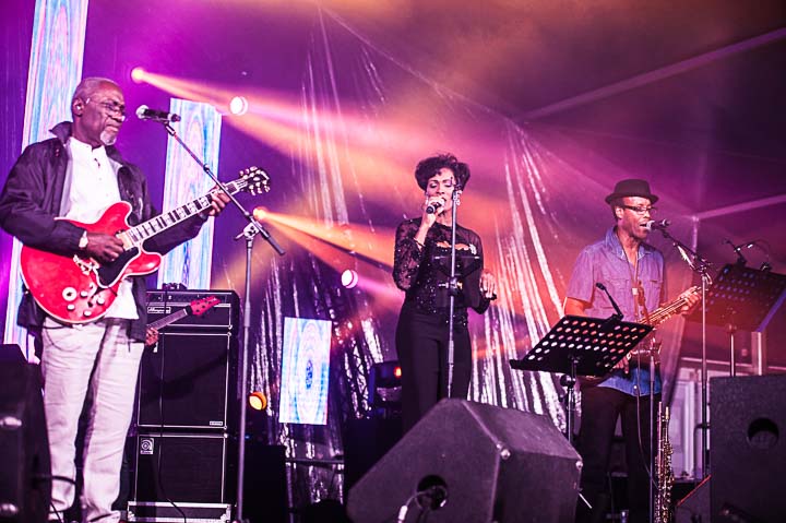 Jacob Desvarieux @ Antilliaanse Feesten, picture 1, photographed by Gert Daemen - FrontView Magazine