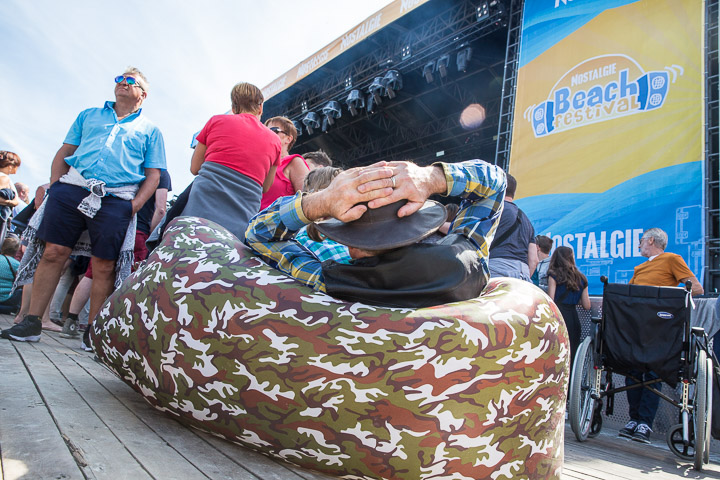 Sfeer @ Nostalgie Beach Festival 2018, foto 13, foto's door Marc Verdonck - FrontView Magazine