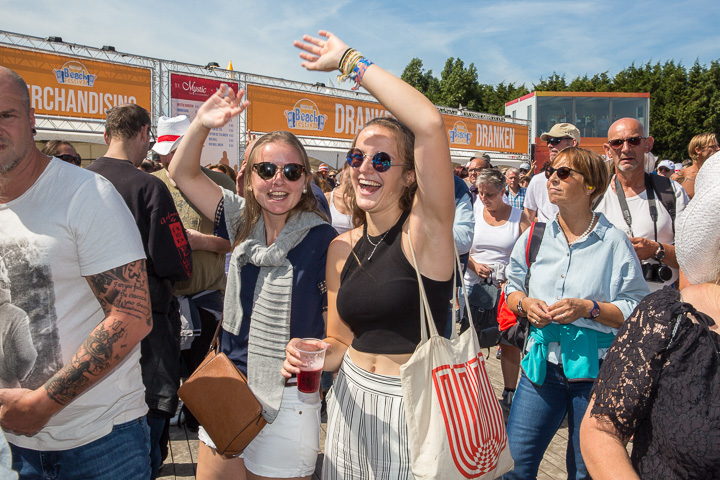 Sfeer @ Nostalgie Beach Festival 2018, foto 17, foto's door Marc Verdonck - FrontView Magazine